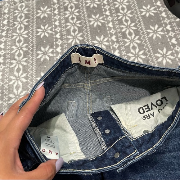 AMO Denim Babe True Blue High Rise Raw Hem - Picture 8 of 13